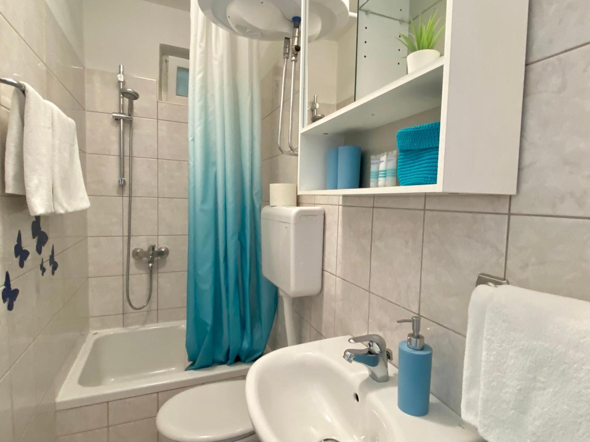 Apartmani Marko Tučepi Екстериор снимка