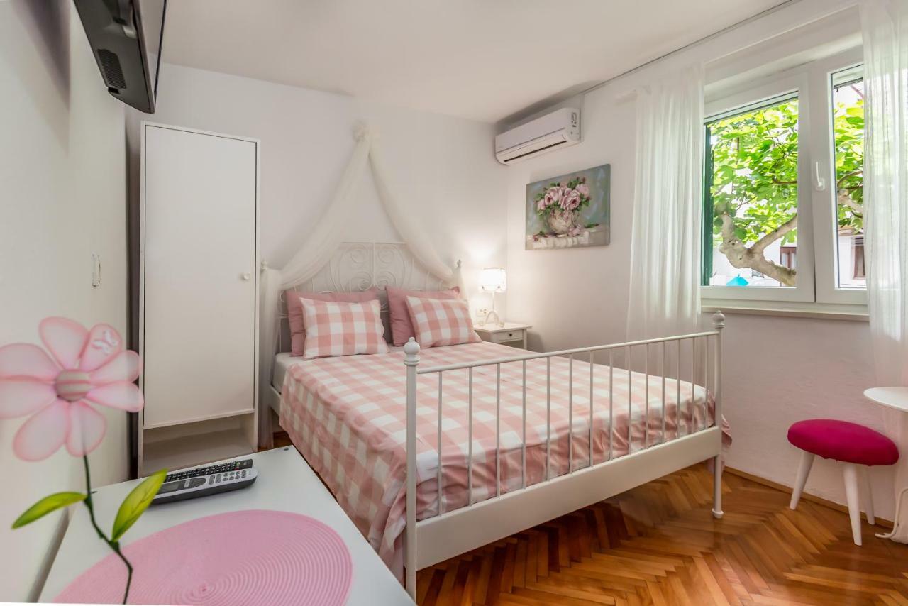 Apartmani Marko Tučepi Екстериор снимка