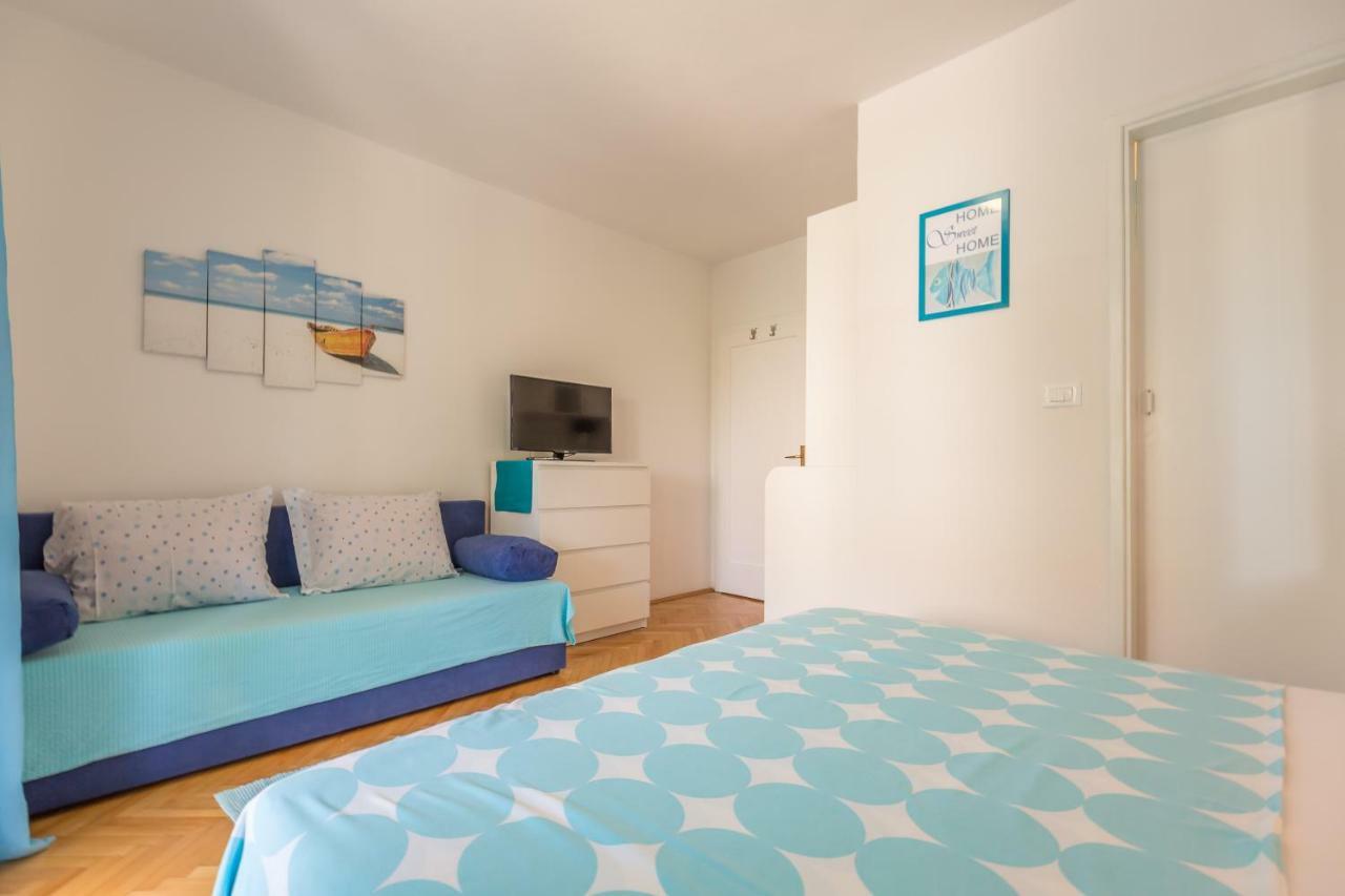Apartmani Marko Tučepi Екстериор снимка