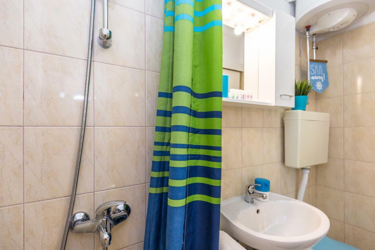 Apartmani Marko Tučepi Екстериор снимка