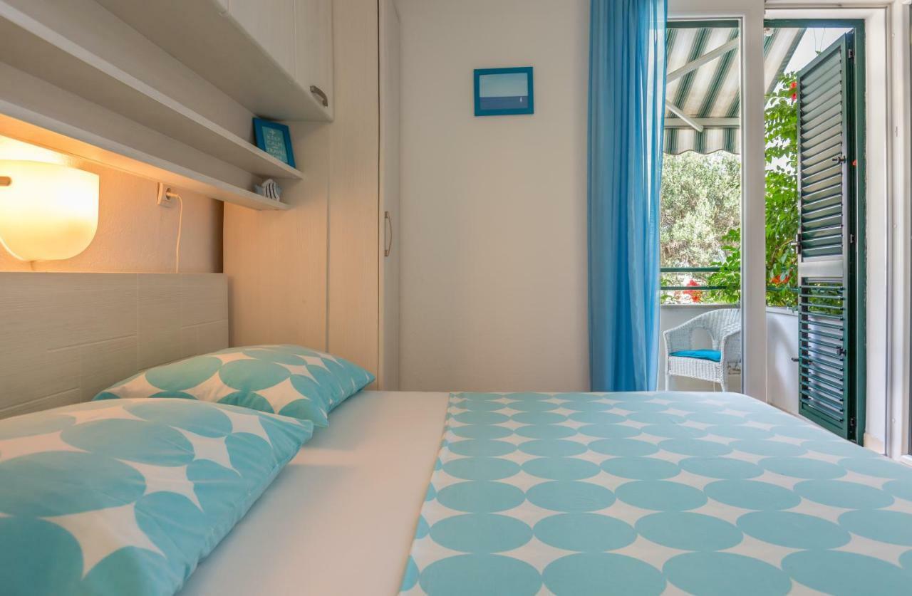 Apartmani Marko Tučepi Екстериор снимка