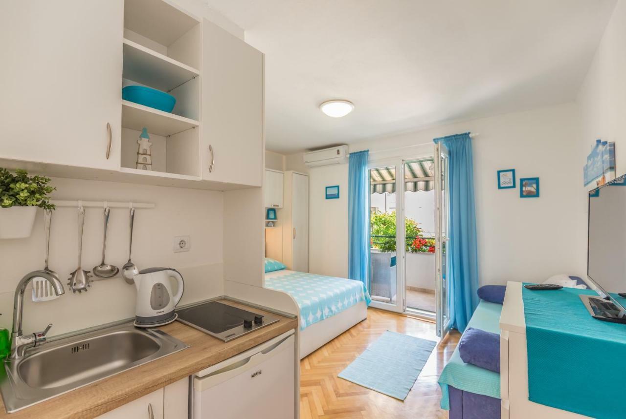 Apartmani Marko Tučepi Екстериор снимка