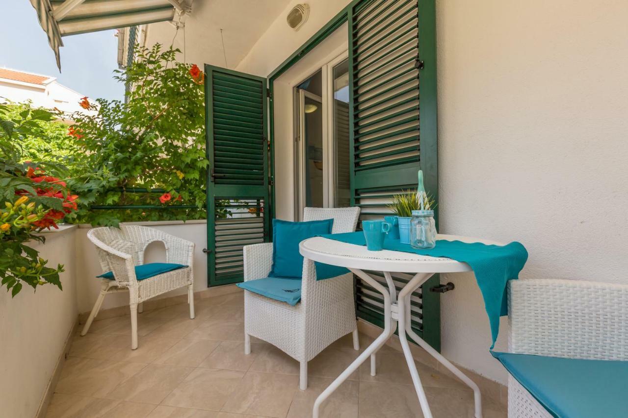Apartmani Marko Tučepi Екстериор снимка