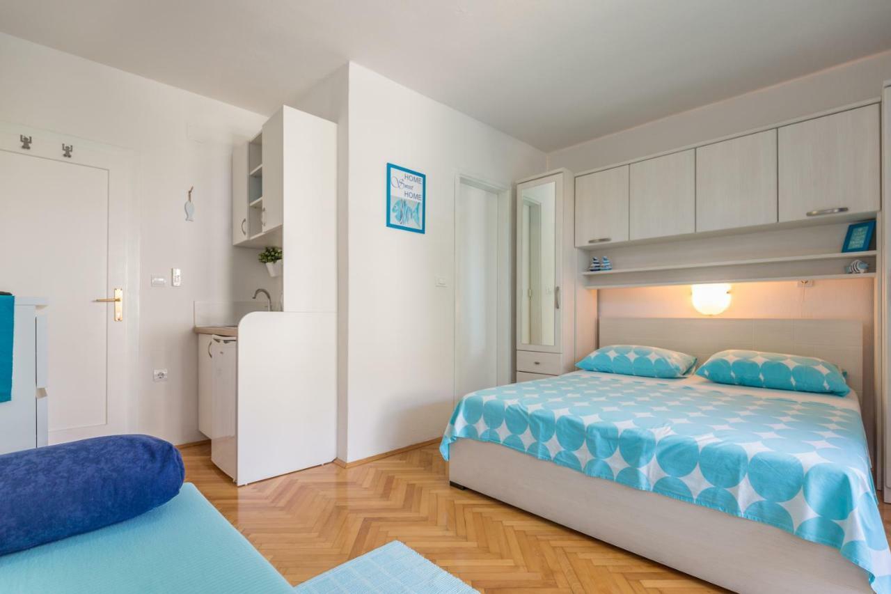 Apartmani Marko Tučepi Екстериор снимка
